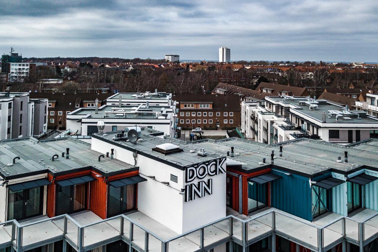 Dock Inn Hostel Warnemuende ロストック エクステリア 写真